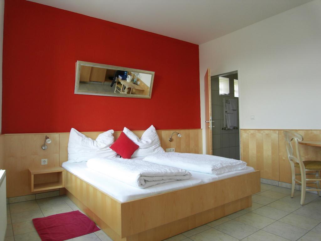 Weinhotel Kirchenwirt Gols Room photo